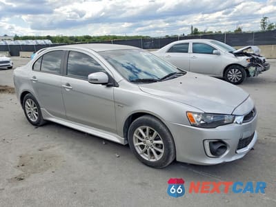 Czwarte zdjęcie samochodu z boku: 2016 MITSUBISHI LANCER ES VIN:JA32U2FU8GU001420 - miniatura