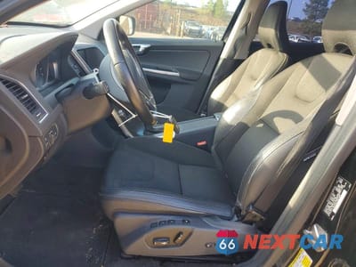 Zdjęcie 7 z 11 samochodu: 2016 VOLVO XC60 T5 VIN:YV440MDJ6G2865322 - miniatura