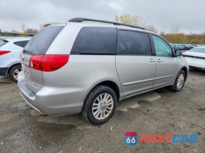 Trzecie zdjęcie samochodu z tyłu: 2010 TOYOTA SIENNA LE VIN:5TDJK4CC3AS032290 - miniatura