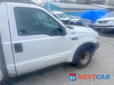 Zdjęcie 9 z 10 samochodu: 2002 FORD F250 SUPER DUTY VIN:1FTNF20L32EA59429 - miniatura