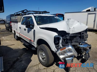 Czwarte zdjęcie samochodu z boku: 2024 FORD F250 SUPER DUTY UTILITY / SERVICE TRUCK VIN:1FT7W2BA8RED60034 - miniatura
