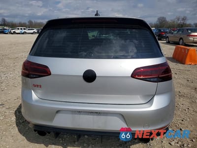 Zdjęcie 6 z 13 samochodu: 2016 VOLKSWAGEN GTI S VIN:3VW447AUXGM062171 - miniatura