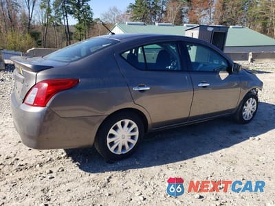 Trzecie zdjęcie samochodu z tyłu: 2016 NISSAN VERSA 1.6 SV VIN:3N1CN7AP3GL822018 - miniatura