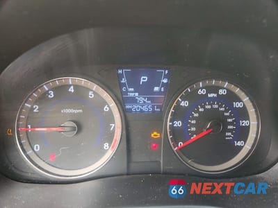 Zdjęcie 9 z 12 samochodu: 2014 HYUNDAI ACCENT SE VIN:KMHCU5AE5EU154272 - miniatura