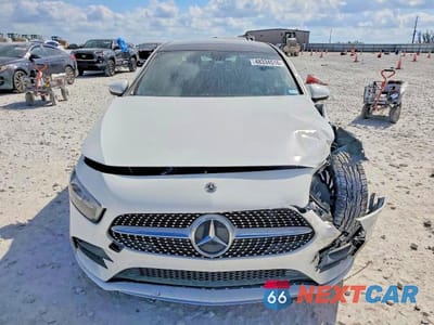 Piąte zdjęcie samochodu w środku: 2021 MERCEDES-BENZ A 220 4MATIC VIN:W1K3G4FB2MJ284598 - miniatura