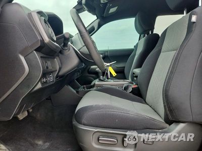 Zdjęcie 7 z 12 samochodu: 2023 TOYOTA TACOMA TRD OFF-ROAD VIN:3TMCZ5AN4PM584730 - miniatura