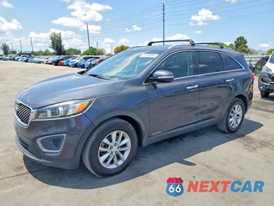 2017 KIA SORENTO LX V6 5XYPGDA52HG292350 - główne zdjęcie licytacji z USA - miniatura