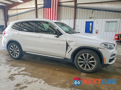 Czwarte zdjęcie samochodu z boku: 2019 BMW X3 XDRIVE30I VIN:5UXTR9C58KLP94650 - miniatura
