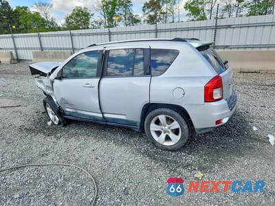 Drugie zdjęcie samochodu z przodu: 2011 JEEP COMPASS SPORT VIN:1J4NT1FB4BD151411 - miniatura
