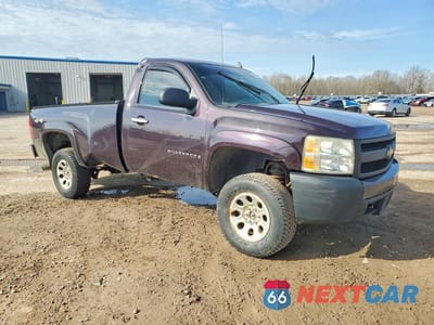 Czwarte zdjęcie samochodu z boku: 2008 CHEVROLET SILVERADO K1500 VIN:1GCEK14J28Z226413 - miniatura