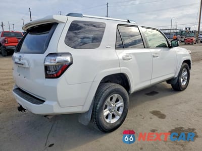 Trzecie zdjęcie samochodu z tyłu: 2019 TOYOTA 4RUNNER SR5 VIN:JTEZU5JR2K5202118 - miniatura