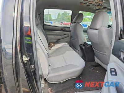Zdjęcie 10 z 12 samochodu: 2014 TOYOTA TACOMA V6 VIN:5TFLU4EN0EX089645 - miniatura