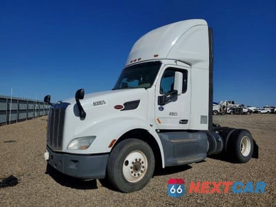 Drugie zdjęcie samochodu z przodu: 2019 KENWORTH T680 SEMI TRUCK VIN:1XKYA48X7KJ297195 - miniatura