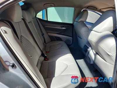 Zdjęcie 10 z 12 samochodu: 2020 TOYOTA CAMRY SE VIN:4T1G31AKXLU544641 - miniatura
