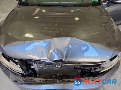 Zdjęcie 11 z 12 samochodu: 2017 VOLKSWAGEN JETTA SE VIN:3VWDB7AJ1HM372576 - miniatura