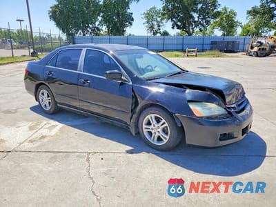 Czwarte zdjęcie samochodu z boku: 2007 HONDA ACCORD EX VIN:JHMCM568X7C002065 - miniatura