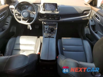 Zdjęcie 8 z 13 samochodu: 2021 NISSAN ROGUE SV VIN:JN8AT3BB8MW235541 - miniatura