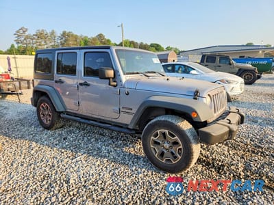 Czwarte zdjęcie samochodu z boku: 2015 JEEP WRANGLER UNLIMITED SPORT VIN:1C4HJWDG4FL528657 - miniatura