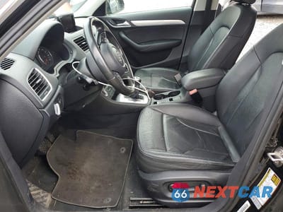Zdjęcie 7 z 13 samochodu: 2015 AUDI Q3 PREMIUM PLUS VIN:WA1EFCFS7FR007430 - miniatura