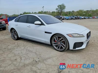 Czwarte zdjęcie samochodu z boku: 2016 JAGUAR XF S VIN:SAJBG4BV8GCY06179 - miniatura