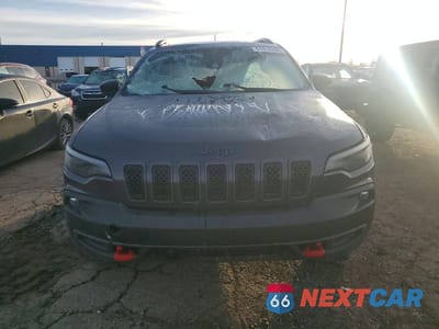 Piąte zdjęcie samochodu w środku: 2022 JEEP CHEROKEE TRAILHAWK VIN:1C4PJMBX6ND541891 - miniatura