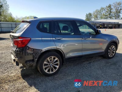Trzecie zdjęcie samochodu z tyłu: 2017 BMW X3 SDRIVE28I VIN:5UXWZ7C30H0X40138 - miniatura