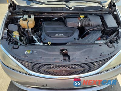 Zdjęcie 12 z 13 samochodu: 2018 CHRYSLER PACIFICA TOURING L VIN:2C4RC1BGXJR112200 - miniatura