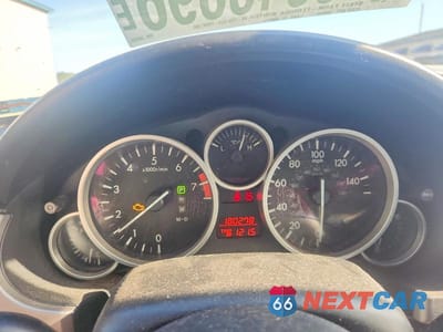 Zdjęcie 9 z 12 samochodu: 2009 MAZDA MX-5 MIATA VIN:JM1NC25F590200990 - miniatura