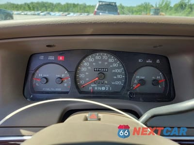 Zdjęcie 9 z 12 samochodu: 2003 MERCURY GRAND MARQUIS LS VIN:2MEFM75WX3X669997 - miniatura