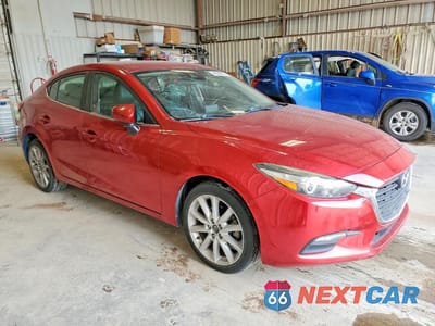 Czwarte zdjęcie samochodu z boku: 2017 MAZDA 3 TOURING VIN:3MZBN1V75HM113518 - miniatura