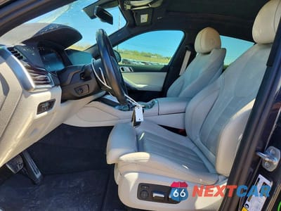 Zdjęcie 7 z 12 samochodu: 2022 BMW X6 XDRIVE40I VIN:5UXCY6C06N9N43066 - miniatura