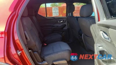 Zdjęcie 6 z 10 samochodu: 2023 CHEVROLET TRAVERSE LT VIN:1GNERGKW3PJ279526 - miniatura