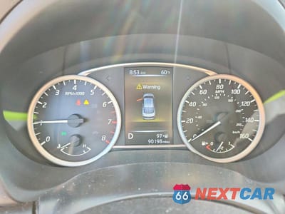 Zdjęcie 9 z 12 samochodu: 2016 NISSAN SENTRA SV VIN:3N1AB7AP9GL656216 - miniatura