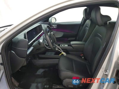Zdjęcie 7 z 12 samochodu: 2024 HYUNDAI IONIQ 6 SEL VIN:KMHM34AC8RA055551 - miniatura