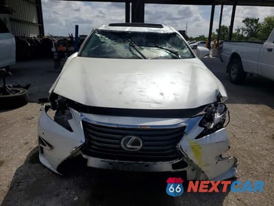 Piąte zdjęcie samochodu w środku: 2017 LEXUS ES 350 VIN:58ABK1GG3HU035801 - miniatura