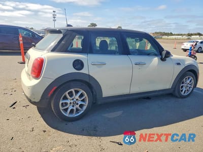 Trzecie zdjęcie samochodu z tyłu: 2019 MINI COOPER VIN:WMWXU1C5XK2J01308 - miniatura