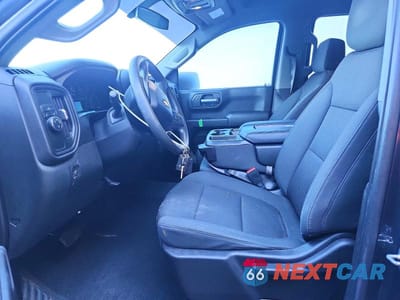 Zdjęcie 7 z 11 samochodu: 2021 CHEVROLET SILVERADO C1500 CUSTOM VIN:3GCPWBEH0MG136119 - miniatura