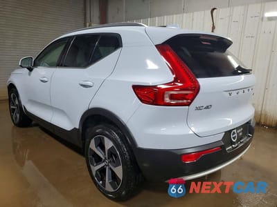 Drugie zdjęcie samochodu z przodu: 2024 VOLVO XC40 PLUS VIN:YV4L12UE1R2295782 - miniatura