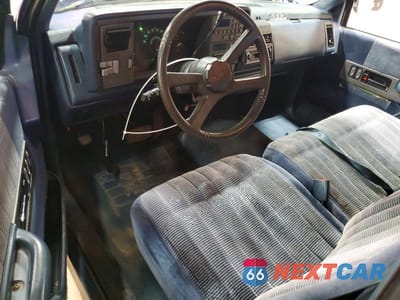 Zdjęcie 8 z 13 samochodu: 1990 CHEVROLET GMT-400 C1500 VIN:1GCDC14K2LE245965 - miniatura