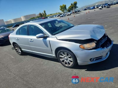 Czwarte zdjęcie samochodu z boku: 2010 VOLVO S80 3.2 VIN:YV1960AS9A1123386 - miniatura