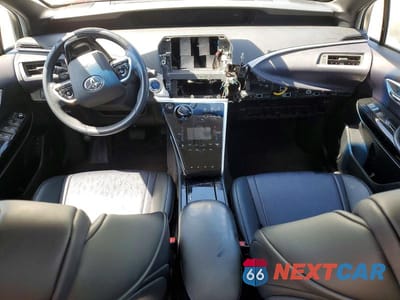 Zdjęcie 8 z 12 samochodu: 2019 TOYOTA MIRAI BASE VIN:JTDBVRBD2KA005924 - miniatura
