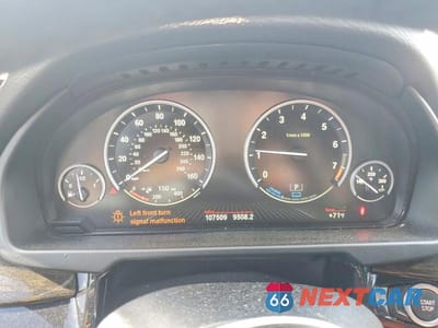 Zdjęcie 9 z 13 samochodu: 2017 BMW X5 XDR40E VIN:5UXKT0C34H0V95581 - miniatura