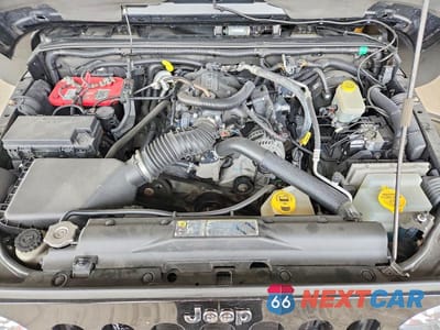 Zdjęcie 11 z 11 samochodu: 2011 JEEP WRANGLER UNLIMITED JEEP 70TH ANNIVERSARY VIN:1J4HA7H16BL591047 - miniatura