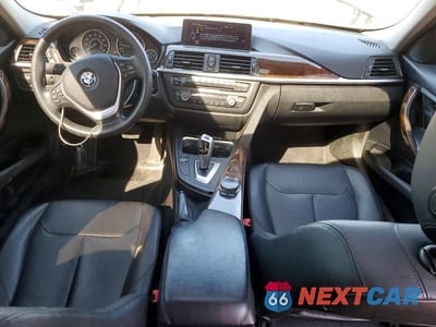 Zdjęcie 8 z 12 samochodu: 2015 BMW 328 XI SULEV VIN:WBA3B5G57FNS15034 - miniatura