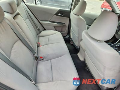 Zdjęcie 10 z 12 samochodu: 2017 HONDA ACCORD LX VIN:1HGCR2F35HA063229 - miniatura