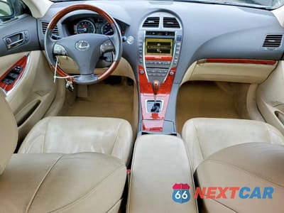 Zdjęcie 8 z 12 samochodu: 2012 LEXUS ES 350 VIN:JTHBK1EG1C2474450 - miniatura