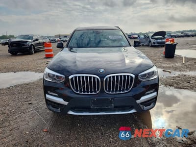 Piąte zdjęcie samochodu w środku: 2019 BMW X3 SDRIVE30I VIN:5UXTR7C52KLE94061 - miniatura