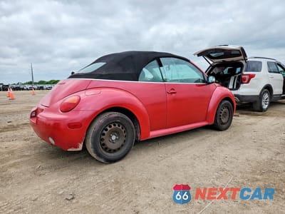 Trzecie zdjęcie samochodu z tyłu: 2004 VOLKSWAGEN NEW BEETLE GL VIN:3VWBM31Y24M345274 - miniatura