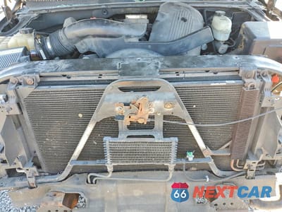 Zdjęcie 12 z 13 samochodu: 2004 GMC YUKON XL K1500 VIN:3GKFK16T04G185863 - miniatura