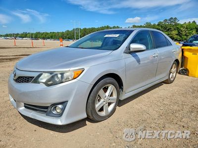2014 TOYOTA CAMRY SE 4T1BF1FK3EU315697 - główne zdjęcie licytacji z USA - miniatura